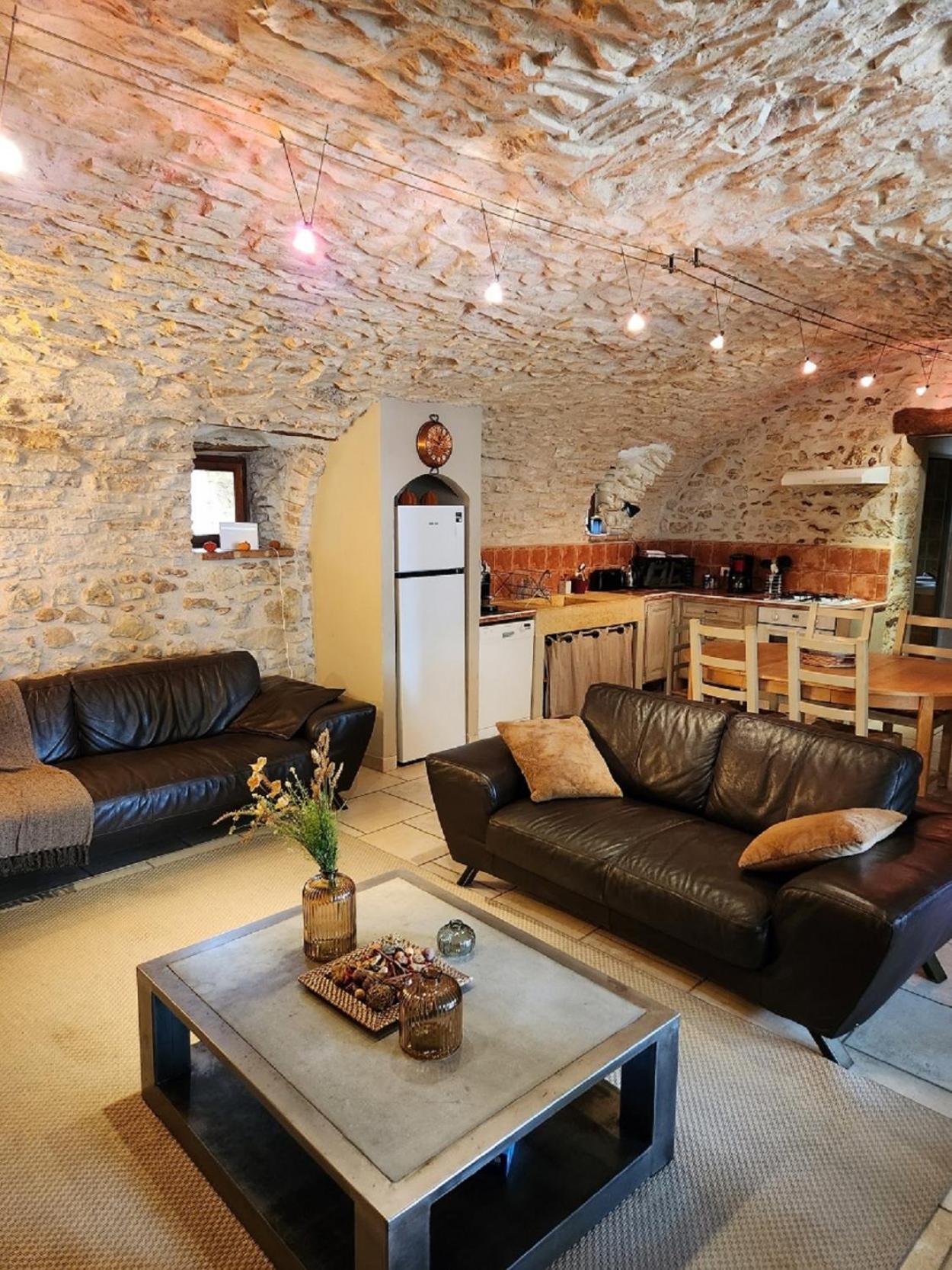 Gite De Charme 80 M², Piscine, Proche D'Uzes. Vezenobres Ngoại thất bức ảnh